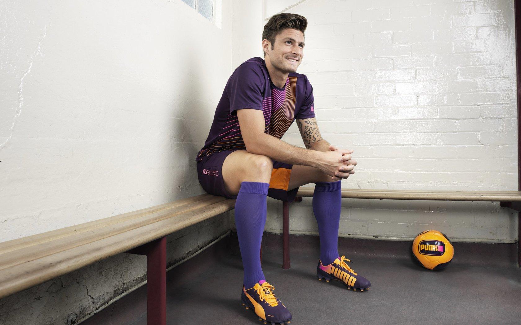 霍伊伦赛后坦言,个人进球非首要目标,团队胜利高于一切